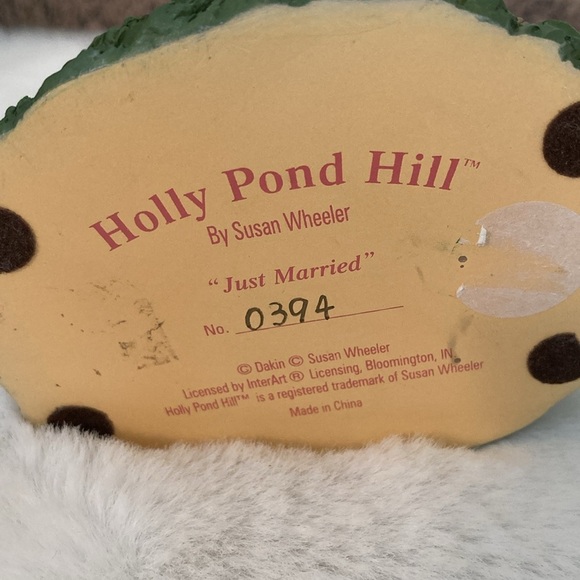 Dakin Susan Wheeler Holly Pond Hill Just Married Bunny Figurine - Picture 11 of 14